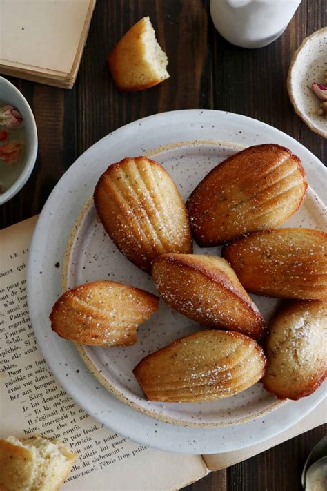 Madeleines - Del's cooking twist