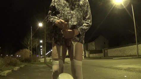 Transgender Travesti Dildo Che Suona In Lingerie All Aperto Xhamster