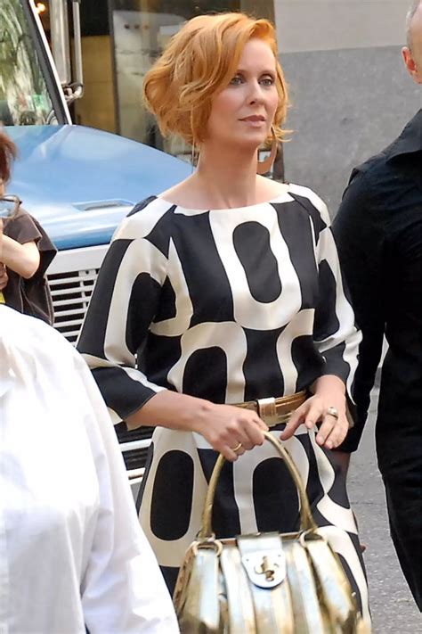 Sex And The City Outfits Style Transformations Satc Reboot Looks