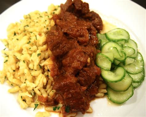 Pörkölt Hungarian Beef Paprika Stew Mustard With Mutton