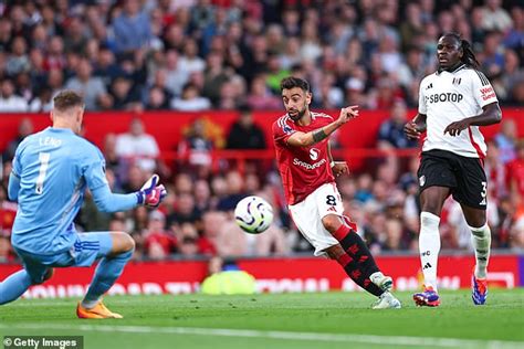 Man United 1 0 Fulham Joshua Zirkzee Strikes Late On Dream Debut To