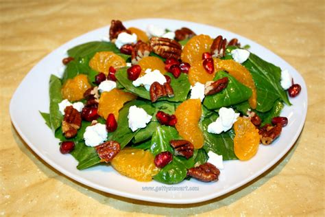 spinach salad with feta cheese and mandarin oranges