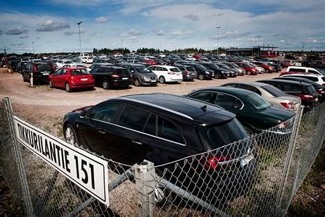 Il Joku Hylk Si Helsinki Vantaan Lentokent Lle Bmw N Kahdeksaksi