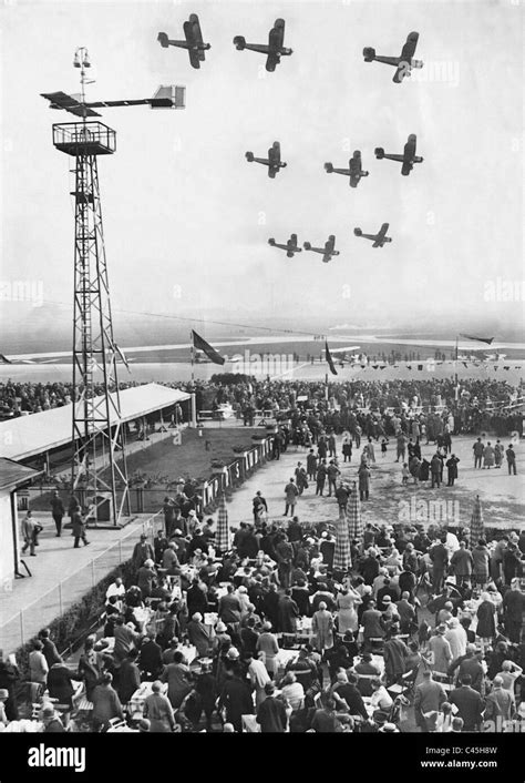 Air Show At The Tempelhof Airport In Berlin 1932 Stock Photo 37002697