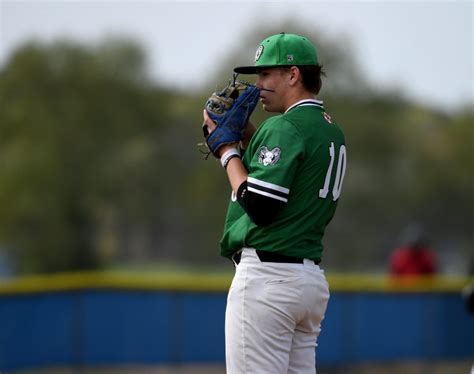 Decatur Baseball Wins Big Bayside Battle In Extra Innings Vs Parkside