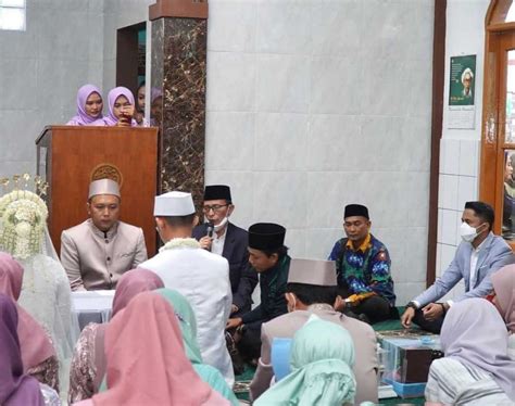 Sahrul Gunawan Dan Hengky Kurniawan Jadi Saksi Pernikahan