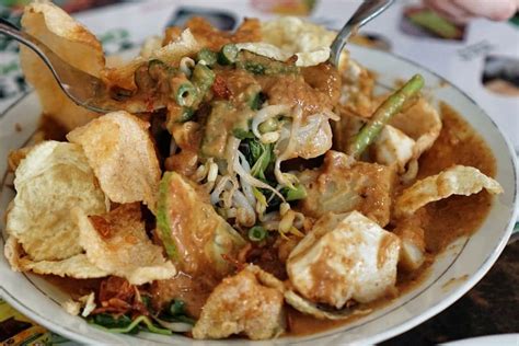 5 Fakta Gado Gado Cemara Sajian Legendaris Jakarta Harus Dicoba