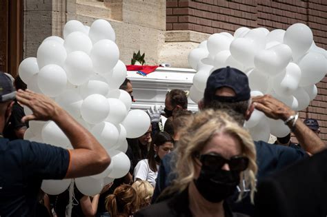 Strage Di Ardea I Funerali Dei Fratellini David E Daniel Corriere It