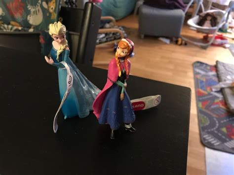 Disneys Eisk Nigin Elsa Und Anna Bullyland Figur Kaufen Auf Ricardo