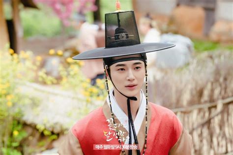 Moonshine Photo Gallery Drama 2021 꽃피면 달 생각하고 Byeon woo seok