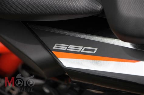 Ktm Duke R Naked Supermoto Motorival