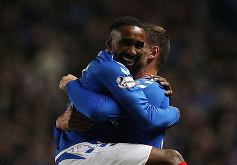 Jermain Defoe takes "65%" pay cut to move to Rangers - report