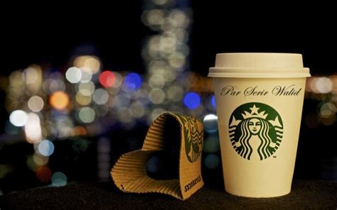 Starbucks Analysis Marketing Mix