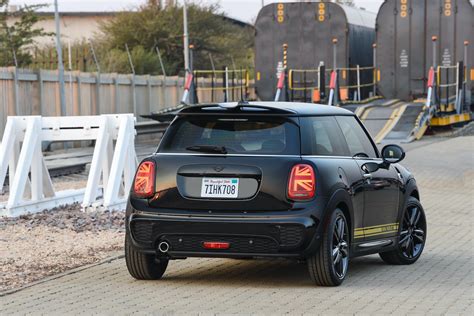 Mini Usa Launches The 2021 Mini Cooper 1499 Gt Special Edition