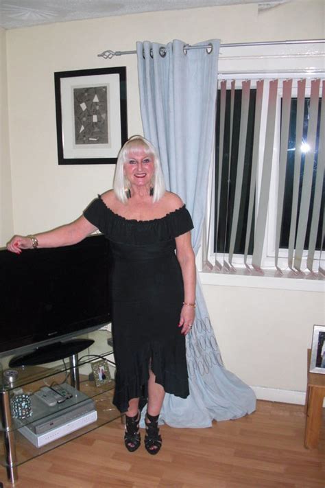 Bubblyblonde From Stirling Is A Local Granny Looking For Casual Sex Dirty Granny
