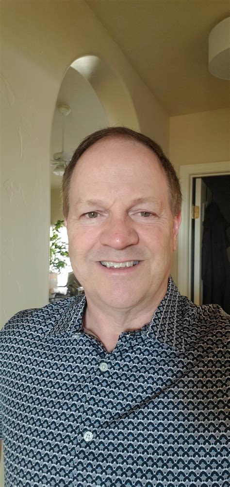 Connect with Carl Sanders on Minnect