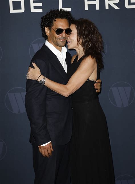 Photo Tomer Et Sandra Sisley Avant Premiere Du Film Largo Winch Le Prix De Largent Au