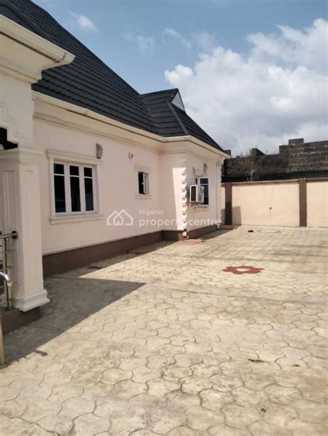 For Sale Well Furnished Bedroom Bungalow With Gerrard Roof Akoto