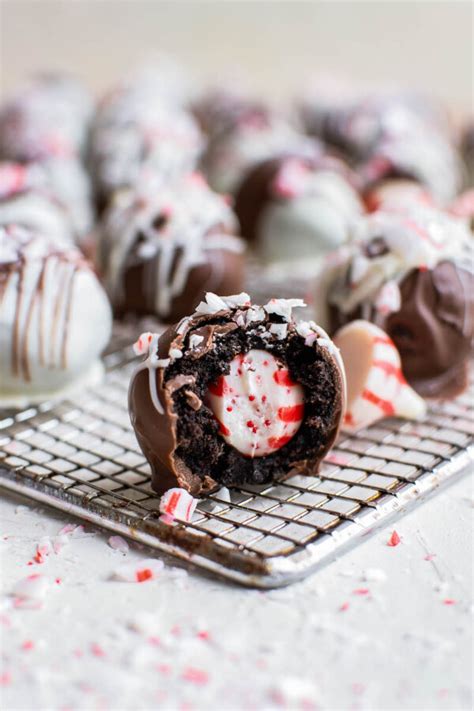 Peppermint Oreo Truffle Balls Easy No Bake Christmas Cookies