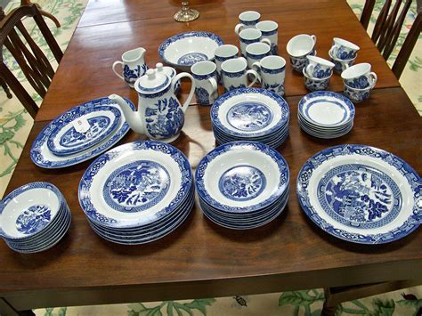 Lot 62 Piece Set Of Blue Willow China In Royal Cuthbertson Pattern