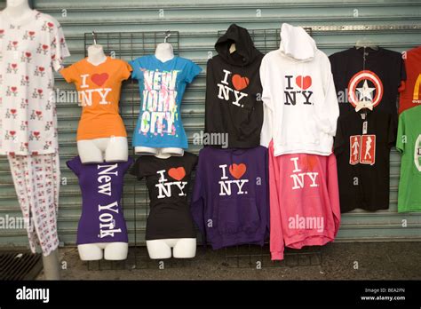 New york souvenirs -Fotos und -Bildmaterial in hoher Auflösung – Alamy