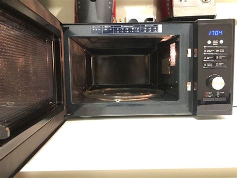 Samsung microwave - model # MS23F302TAK, TV & Home Appliances, Kitchen ...
