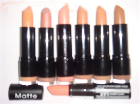 ADICTAS AL MAQUILLAJE Y OTRAS PÓCIMAS LABIALES NUDE