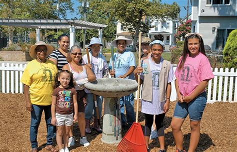 Girl Scouts And Garden Club Plant Colonia Garden At The Kearny Cottage