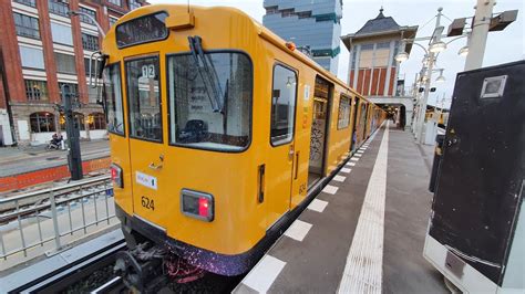 U Bahn Berlin Mitfahrt Im A3L92 624 Auf Der U1 Von Gleisdreieck Nach