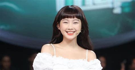 Hot girl Ceri nối tóc vì mê Selena kết quả nhận về 7749 nỗi đau