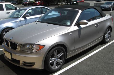 File:2009 BMW 128i convertible.jpg