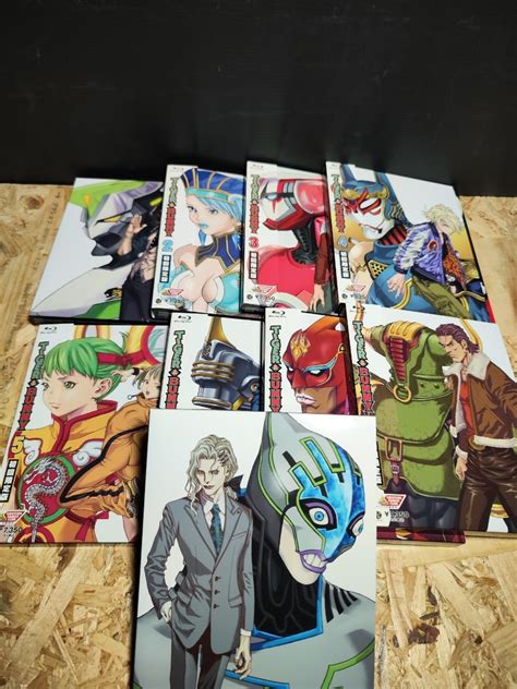 Yahooオークション 【極美品】tigerandbunny Blu Ray Box 全9巻 帯 月