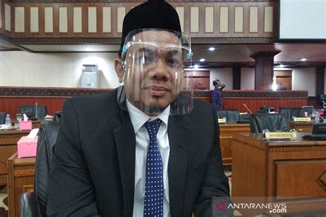 Dpra Target Pembahasan Raqan Ktr Tuntas Akhir November Antara News Aceh