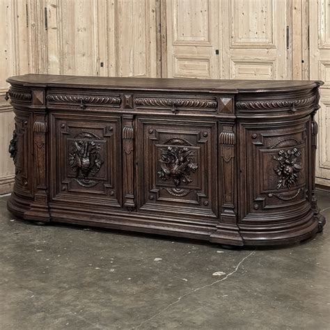 Th Century French Renaissance Hunt Buffet