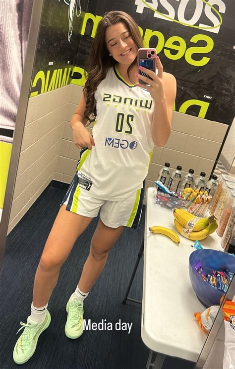 Maddy Siegrist Dallas Wings Rwnbahot