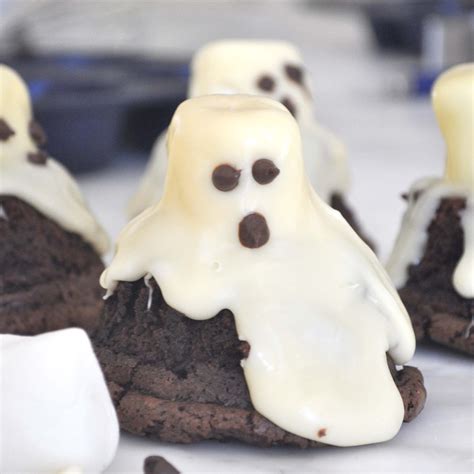 Cooking with Manuela: Halloween Ghost Brownies with Marshmallows and ...