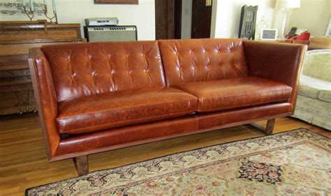 Custom - Leather - FE SOFAS