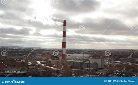 Contaminaci N Atmosf Rica Por Humo Procedente De Dos Chimeneas De