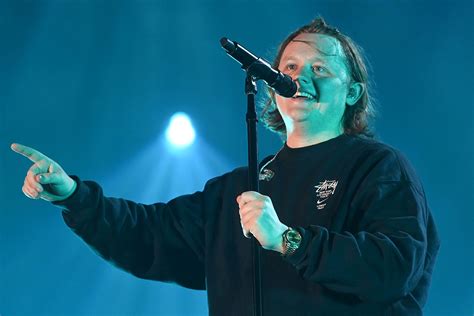 Lewis Capaldi Says He Could Quit Music If His Tourette S Worsens