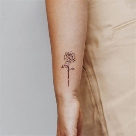 29 varitions of a rose tattoo - You are going to love