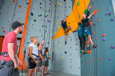 Adult Climbing Classes - Alaska Rock Gym