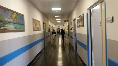 Certa Stampa VIDEO FOTO AL REPARTO DI ONCOLOGIA E ANDATO IN SCENA