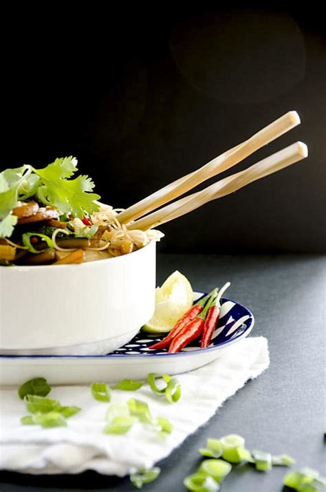 EAT THIS STIR FRY NOODLES RECIPE: IT's THE JAM!