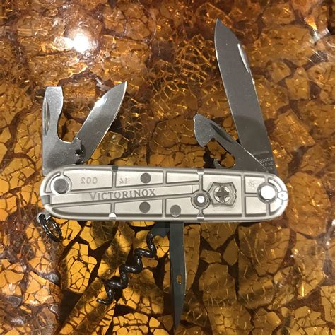 Victorinox Swiss Army Spartan R Knives