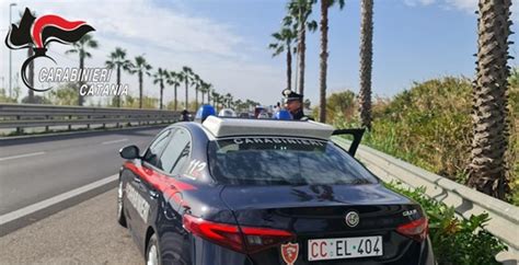 Catania Tentata Rapina Al Distributore Arrestato Enne