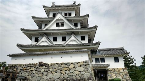 Gujo Hachiman Castle - TokyoStreetView