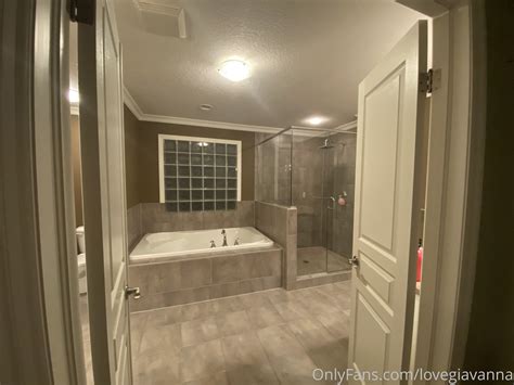 Love Giavanna Porn Pic