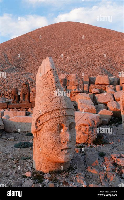 Cabeza De Antiochus Western Terrace Tumba De Antiochus Monte Nemrut