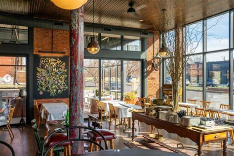 Esca - Mediterranean Restaurant in St. Louis, MO | The Vendry