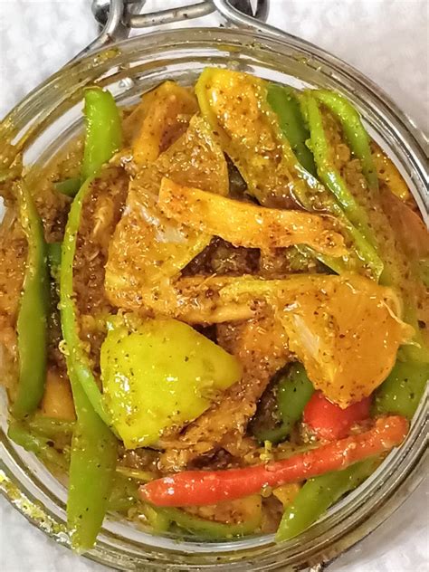 Nimbu Adrak Mirch Ka Achar Lemon Ginger Green Chili Pickle Delishably